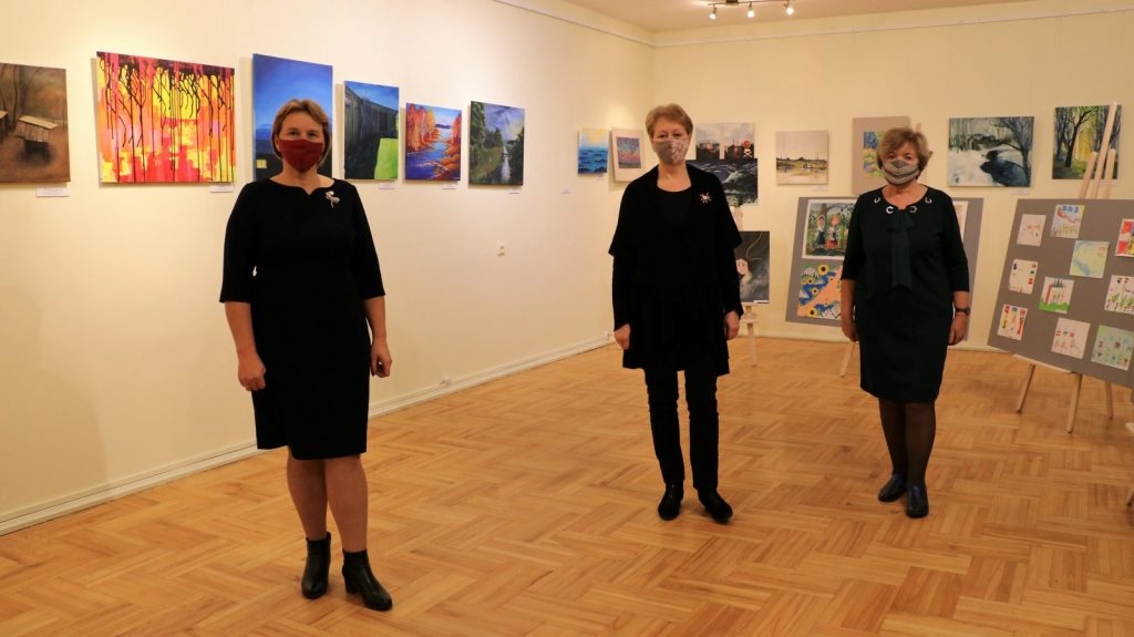 eiropas-solidaritates-nedela-preilos-izstade-preilu-muzikas-un-makslas-skola-foto-maija-paegle-015-1024x575.jpg