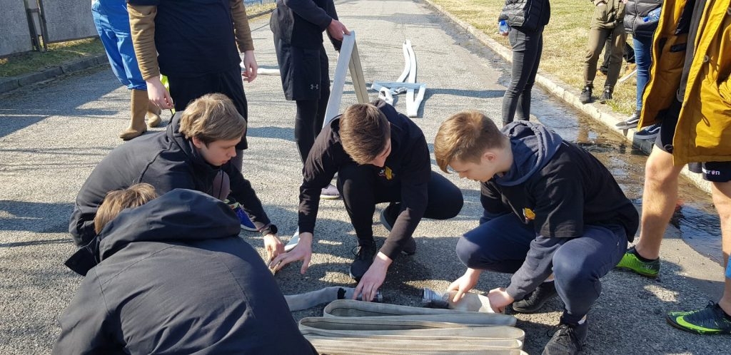 jana-eglisa-preilu-valsts-gimnazijas-komandas-uzvara-konkursa-enkurs-2019-pusfinala-013-1024x498.jpg