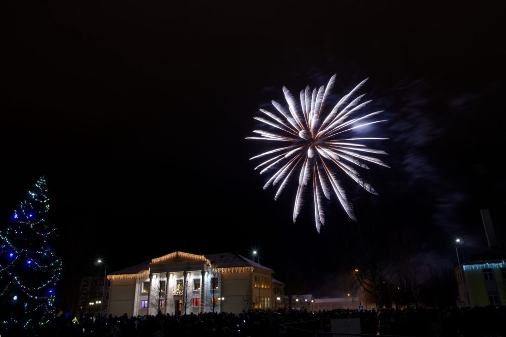 jauna-2019-gada-sagaidisana-un-svetku-saluts-preilos-foto-gunars-vilcans-017-1024x683.jpg