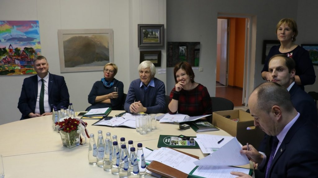 konkursa-gimenei-draudzigaka-pasvaldiba-komisija-preilos-009-1024x575.jpg