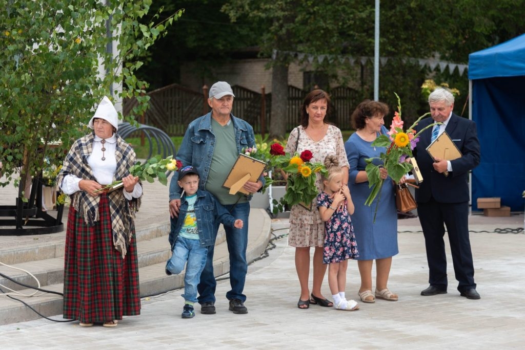 konkursa-sakoptakais-ipasums-2022-apbalvosana-foto-l-uzulniks-025-1024x684.jpg