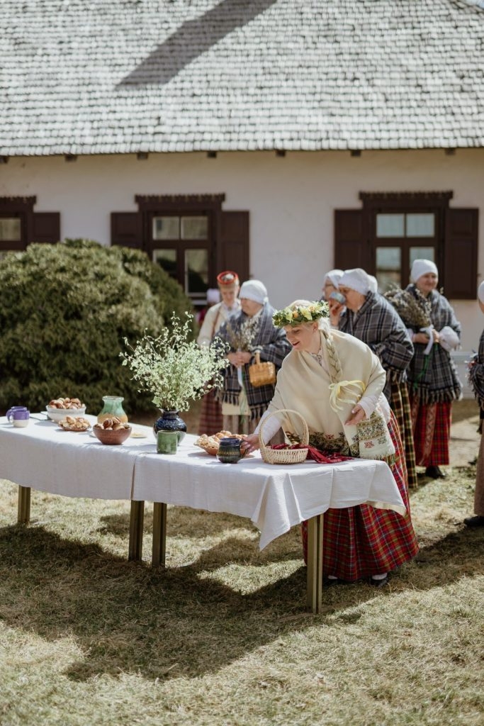 lieldienu-pasakumi-jasmuiza-foto-r-klaucans-011-683x1024.jpg