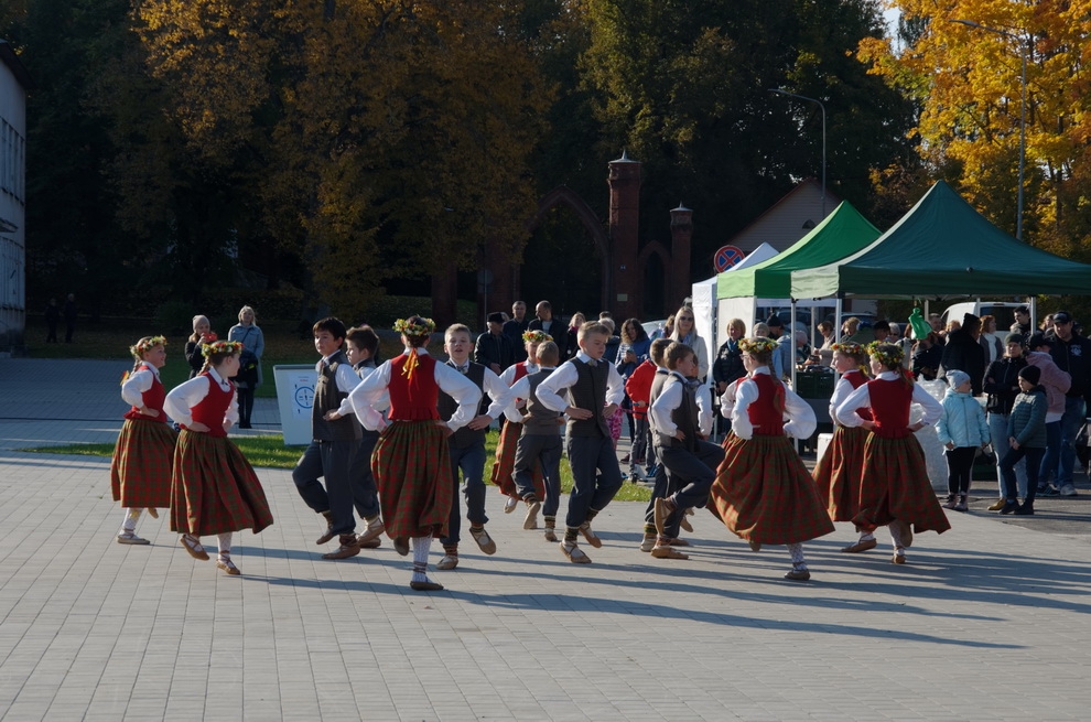 mikeldienas-diztirgus-preilos-2-oktobri-foto-gunars-vilcans-015.jpg