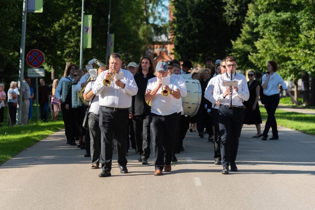 muzikali-dokumentala-izrade-mans-kaimins-ebrejs-preilos-foto-l-uzulniks-063-1024x684.jpg