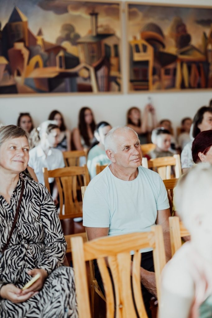 preilu-muzikas-un-makslas-skolas-audzeknu-un-pedagogu-kamermuzikas-koncerts-foto-r-klaucans-010-682x1024.jpg