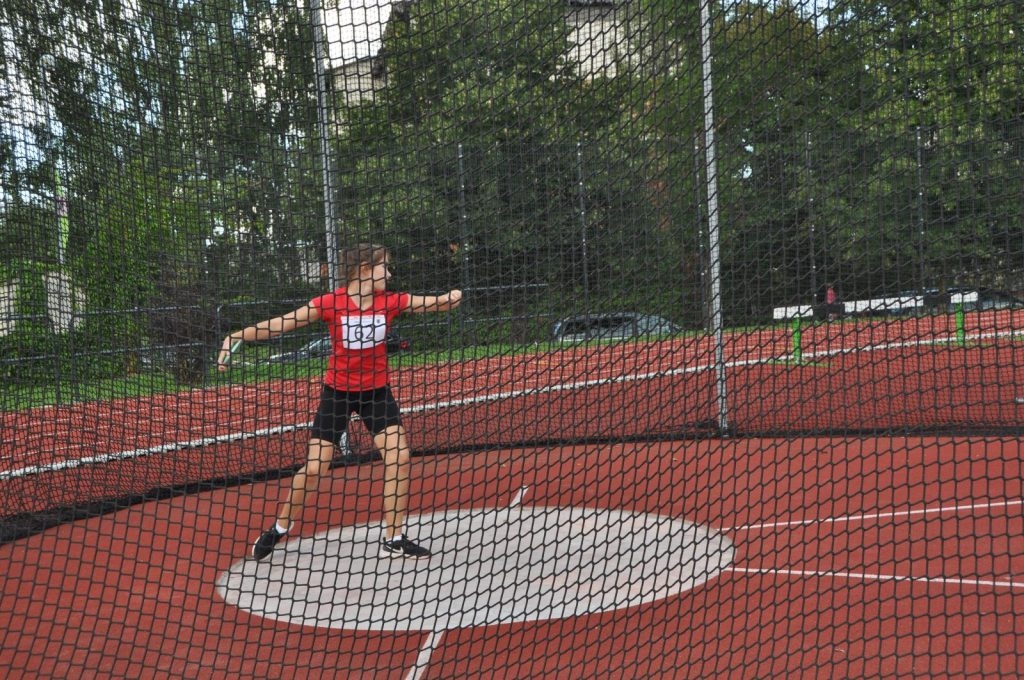 preilu-novada-atklatais-cempionats-vieglatletika-pieaugusajiem-un-jaunatnei-13-augusta-022-1024x680.jpg