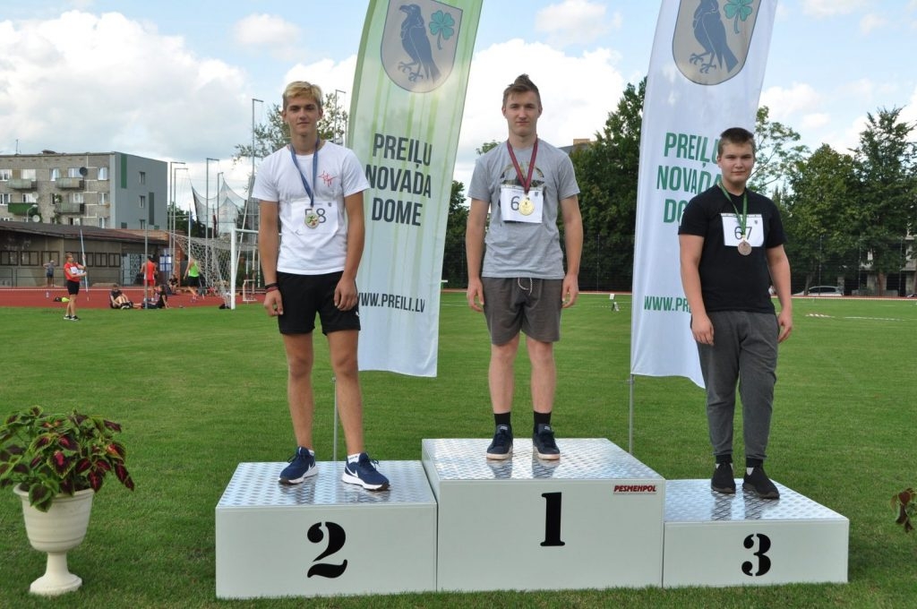preilu-novada-atklatais-cempionats-vieglatletika-pieaugusajiem-un-jaunatnei-13-augusta-026-1024x680.jpg