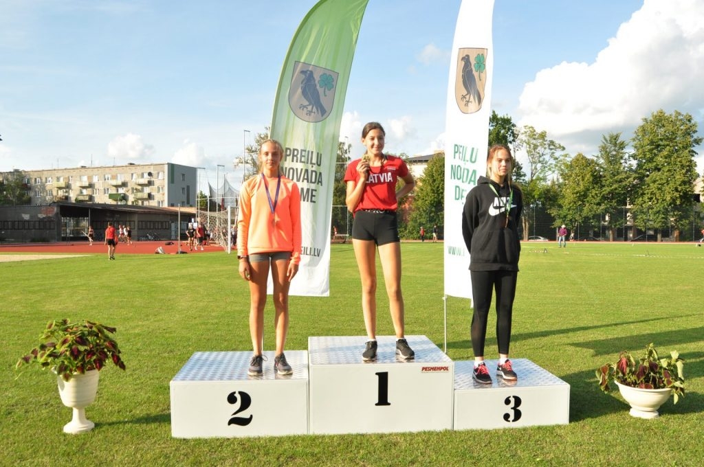 preilu-novada-atklatais-cempionats-vieglatletika-pieaugusajiem-un-jaunatnei-13-augusta-066-1024x680.jpg