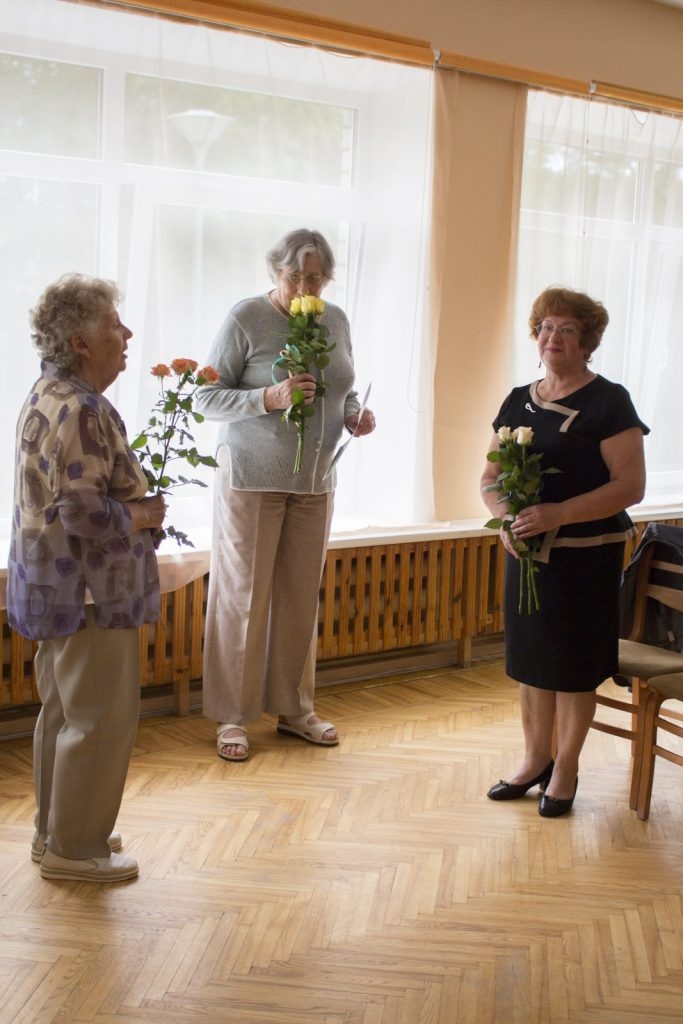 preilu-novada-pasvaldibas-vaditaja-pateicas-senioru-festivala-dalibniekiem-foto-kristine-loginova-014-683x1024.jpg