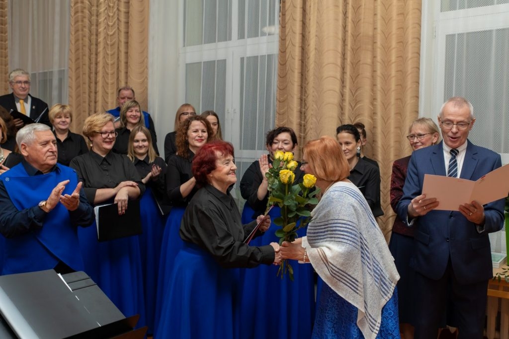 preilu-novada-skolotaju-kora-latgale-50-gadu-jubilejas-koncerts-foto-v-agurjanovs-017-1024x683.jpg