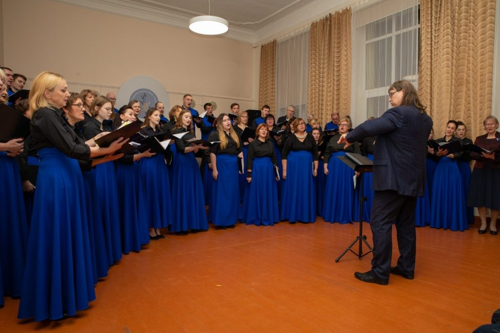 preilu-novada-skolotaju-kora-latgale-50-gadu-jubilejas-koncerts-foto-v-agurjanovs-030-1024x683.jpg