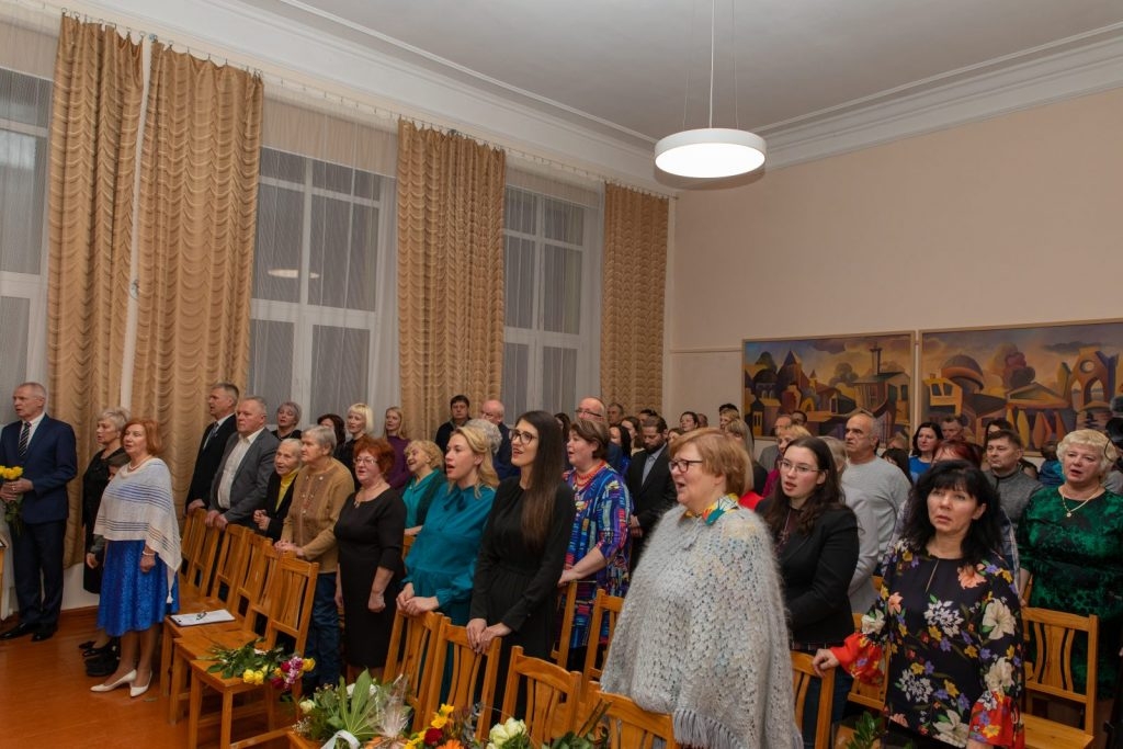 preilu-novada-skolotaju-kora-latgale-50-gadu-jubilejas-koncerts-foto-v-agurjanovs-096-1024x683.jpg