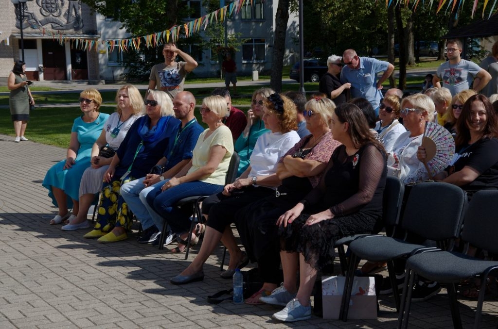 preilu-pilsetas-svetki-un-5-starptautiskais-autorlellu-festivals-18-augusts-foto-gunars-vilcans-013-1024x678.jpg