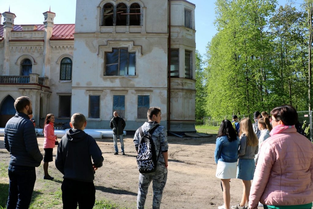 restauracijas-apmacibas-meistarklase-preilu-parka-foto-jolanta-upeniece-002-1024x683.jpg