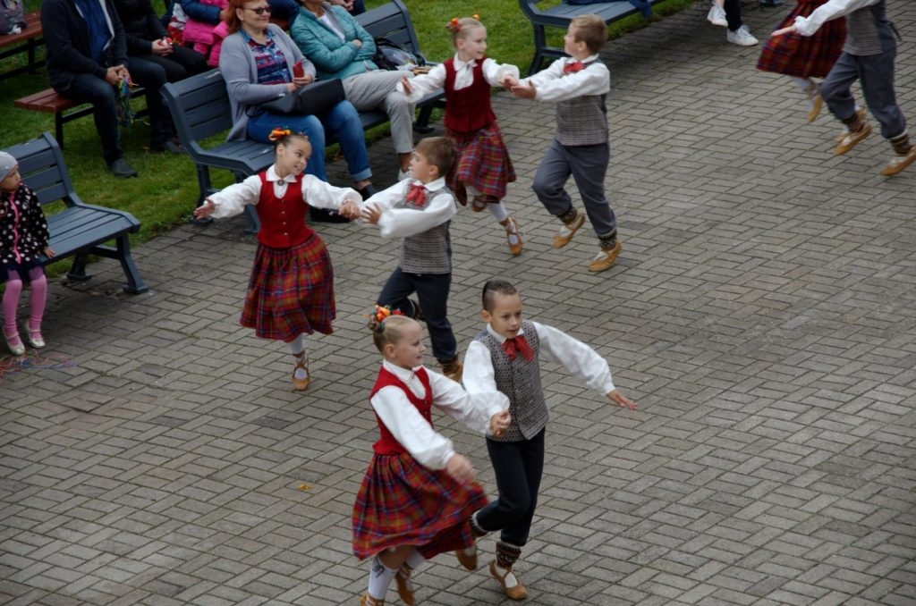 tevu-dienas-sarikojums-preilu-kulturas-nama-foto-gunars-vilcans-035-1024x678.jpg