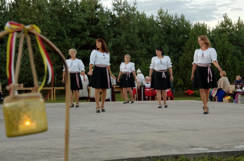 vasaras-sezonas-nosleguma-pasakums-un-netradicionalo-dancu-vakars-sauna-foto-gunars-v-044-1024x678.jpg