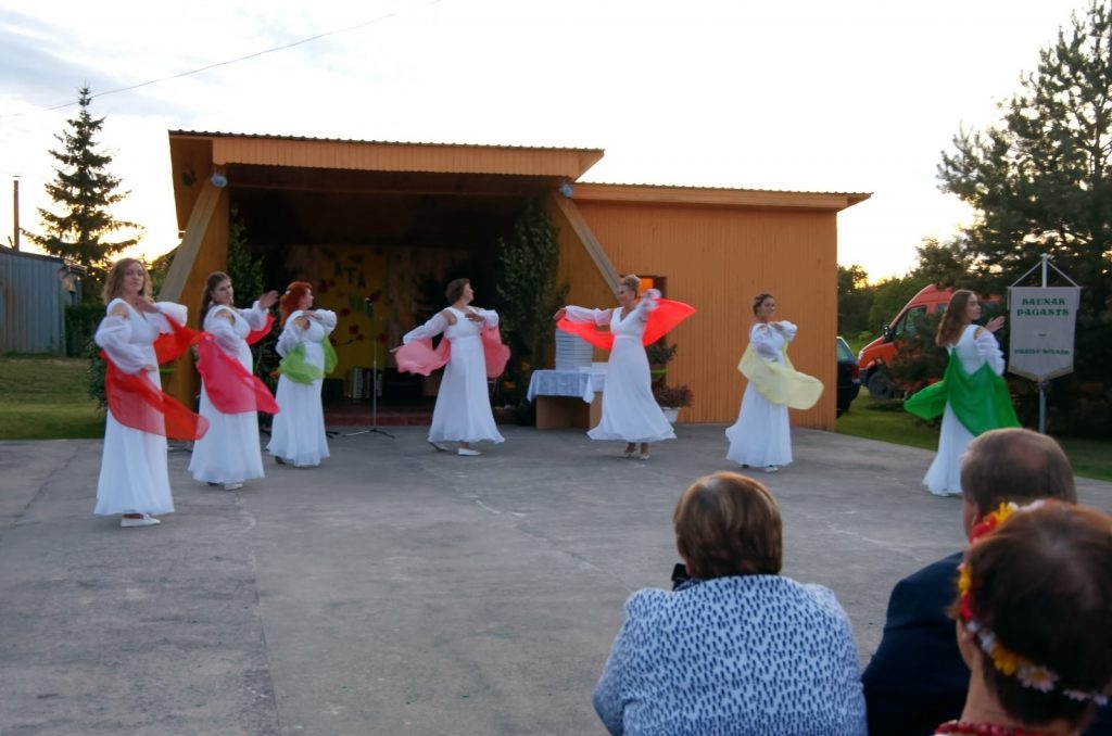 vasaras-sezonas-nosleguma-pasakums-un-netradicionalo-dancu-vakars-sauna-foto-gunars-v-055-1024x678.jpg