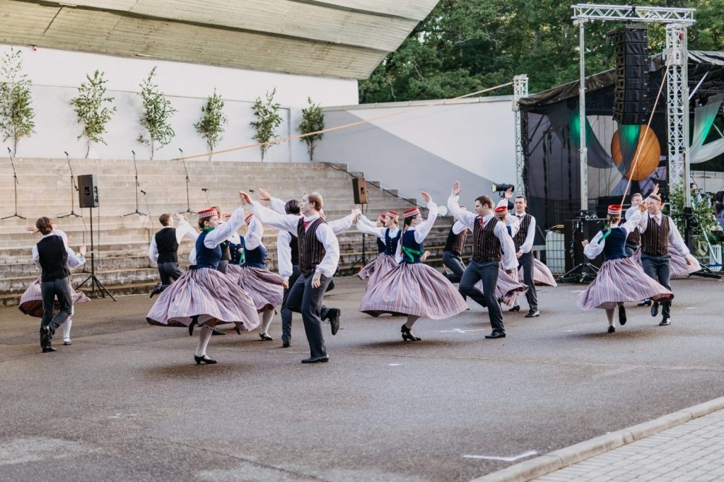 zero-waste-festivals-daba-cilveks-daba-16-07-2022-foto-r-klaucans-034-1024x682.jpg