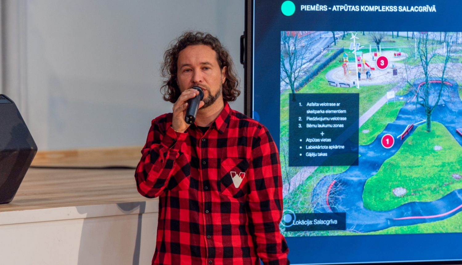 Iedzīvotāju forumā aizrautīgas diskusijas par Žika laukuma izveidi