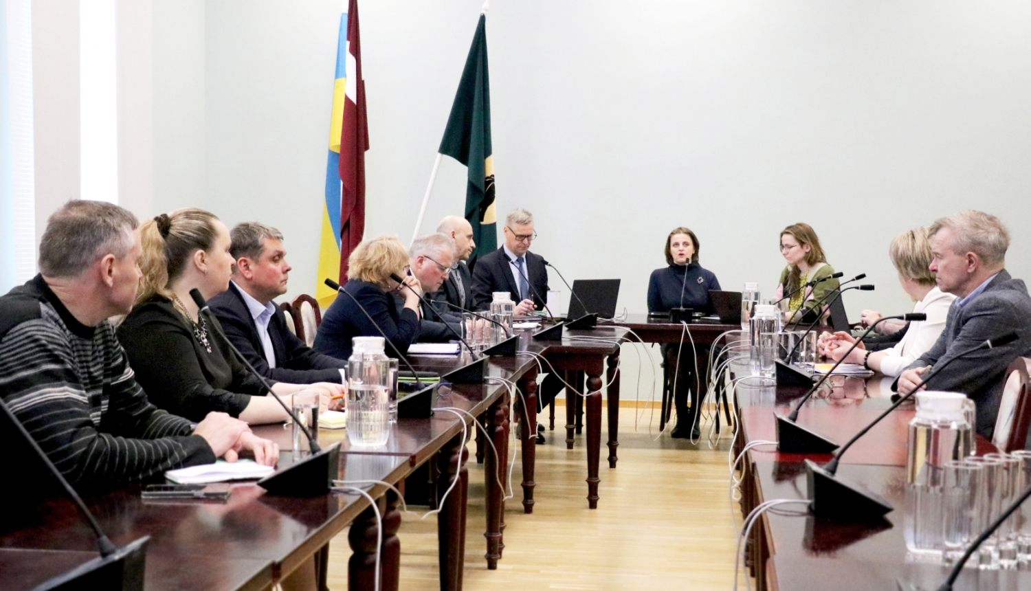 Preiļos viesojas Izglītības un zinātnes ministrijas pārstāvji, lai diskutētu par skolu tīkla sakārtošanu Latvijā