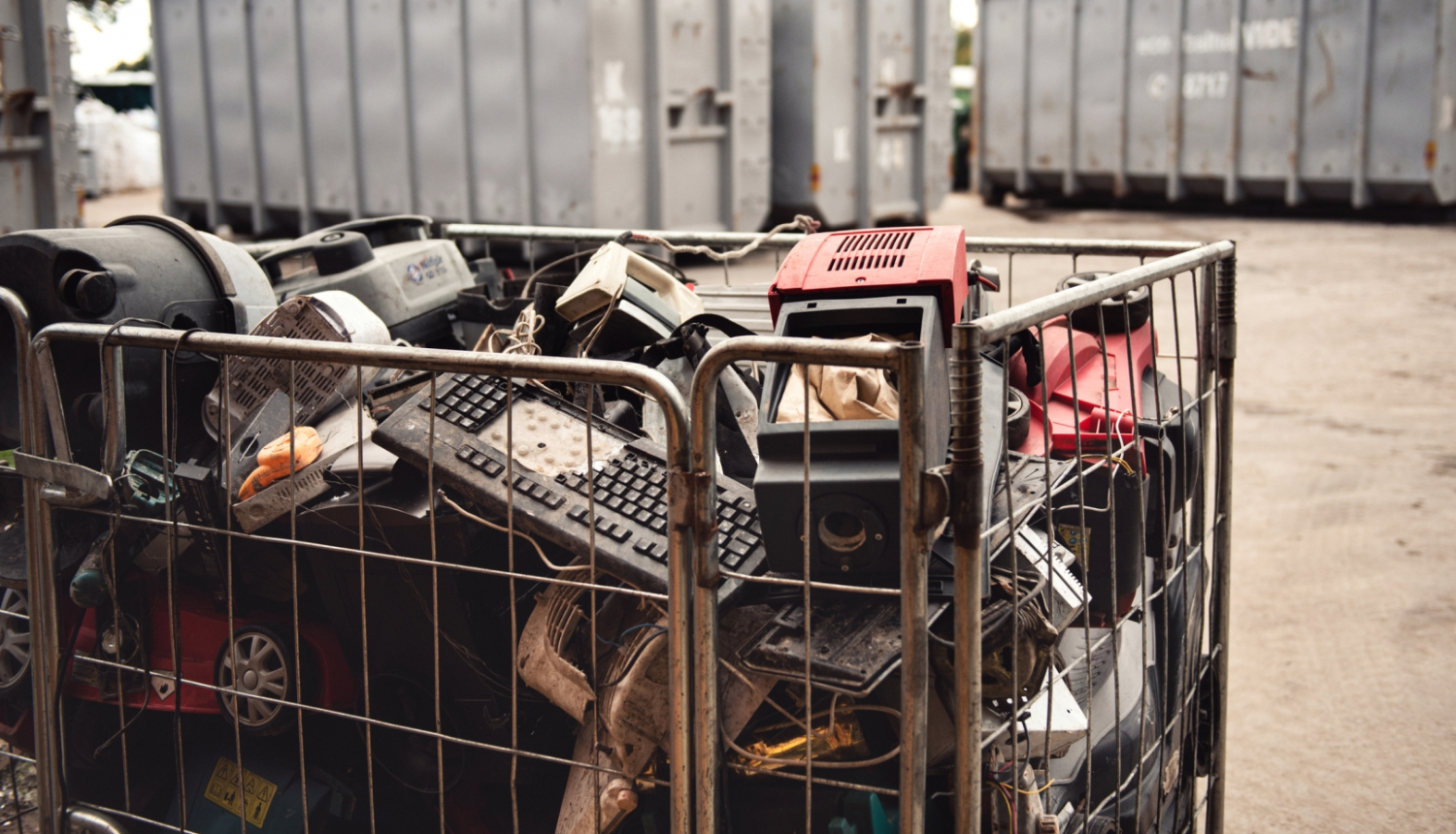  Kampaņā “Vislatvijas elektro talka” Latgalē pārstrādei nodotas 50 tonnas vecās tehnikas