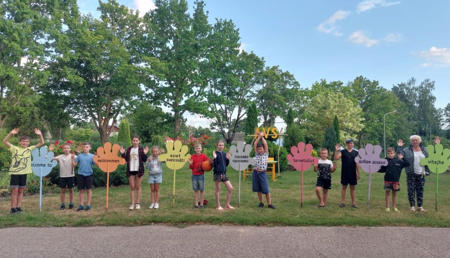 Noslēgusies nometne "Jautrie piedzīvojumi Aglonā" bērniem no latviešu un ukraiņu ģimenēm