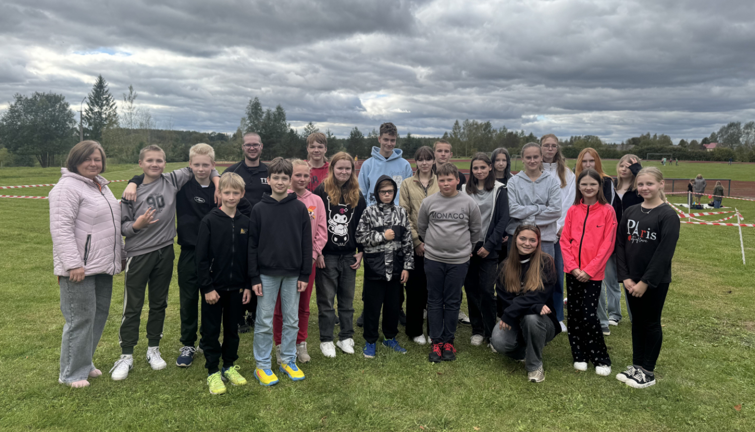 Jaunieši Galēnos un Vecvārkavā stiprina sadarbību mobilā darba ietvaros