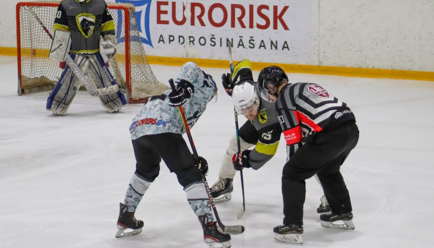 Preiļu hokeja komanda aizvadījusi šī gada pirmo spēli Daugavpils atklātajā amatieru hokeja čempionātā
