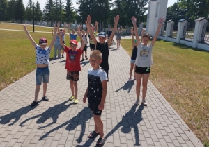 Noslēgusies nometne "Jautrie piedzīvojumi Aglonā" bērniem no latviešu un ukraiņu ģimenēm