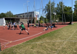 Aizvadītas vieglatlētikas sacensības četrcīņā U-10, U-12 grupām