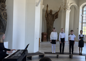 Aglonas bazilikas Baltajā zālē izskanēja emocionāls, skaists Preiļu novada Koru konkurss - skate